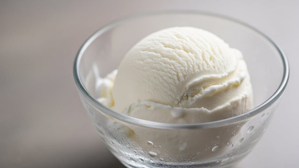 Sade Dondurma Kalori ve Besin Değerleri