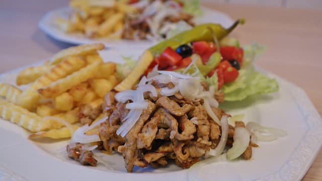 Gyros Tarifi Evde Yunan Usulü Gyros Nasıl Yapılır